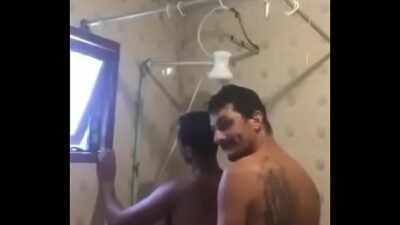 Baños gay porno