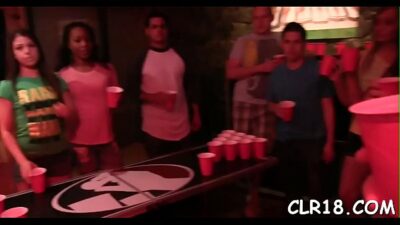 Videos de fiestas universitarias