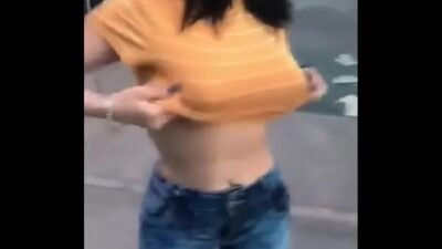 Videos de tetas enormes