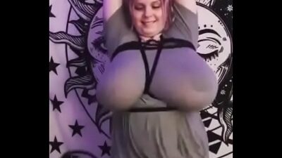 Big boobs dancing girl