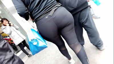 Guarras en leggins