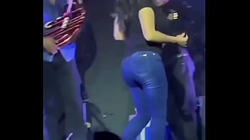 La mujer más chichona del mundo video completos